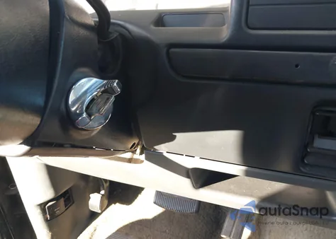 1993 Ford F150 from USA, damaged, VIN 1FTEX15N0PKA49192